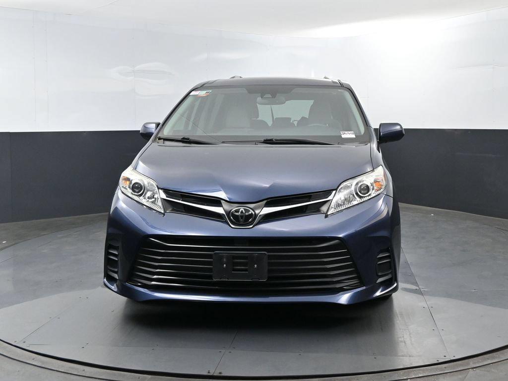 2020 Toyota SIENNA LE 照片 2