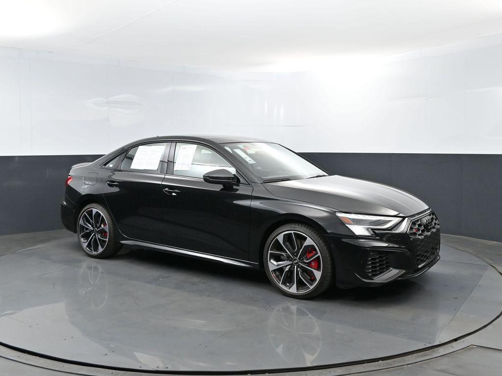 صورة 3 لـ 2023 AUDI S3 PRESTIGE TFSI QUATTRO S TRONIC