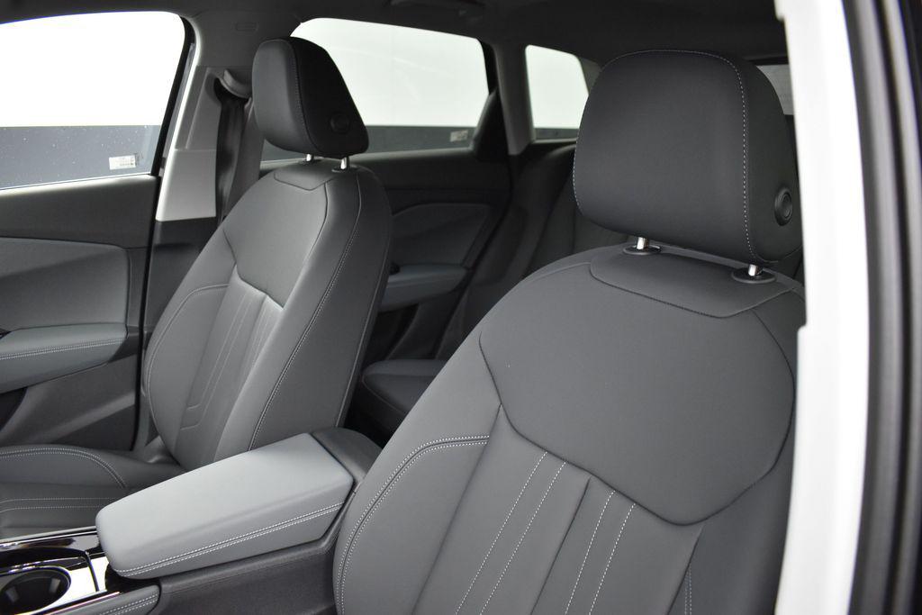 صورة 10 لـ 2026 AUDI Q3 TFSI QUATTRO S TRONIC
