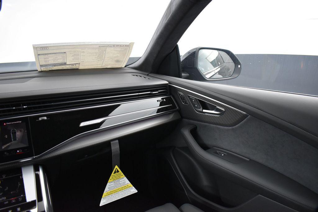 صورة مصغرة 13 لـ 2026 AUDI RS Q8 4.0T