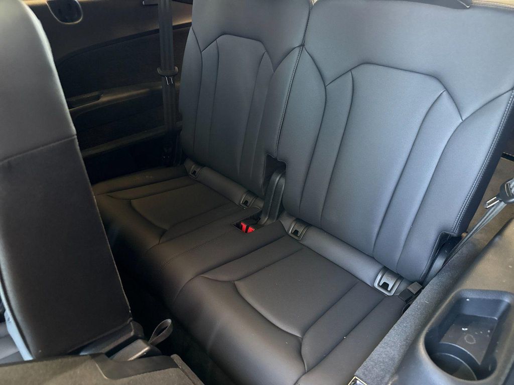 2025 AUDI Q7 45 PREMIUM 缩略图 11