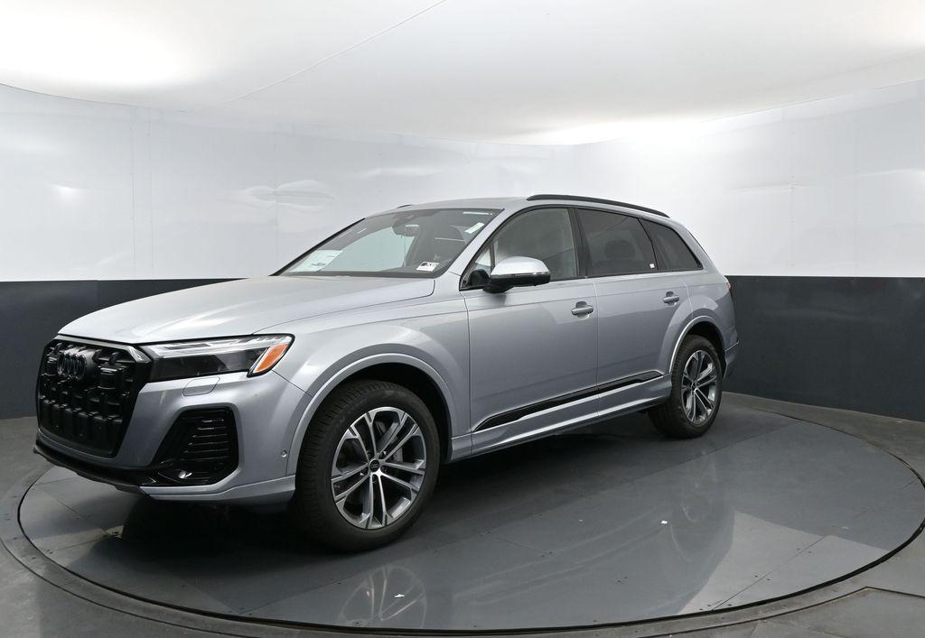 New 2026 Audi Q7 45 Premium
