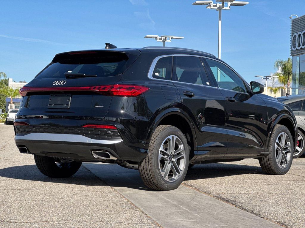 2026 AUDI Q5 PREMIUM TFSI QUATTRO S TRONIC photo 4