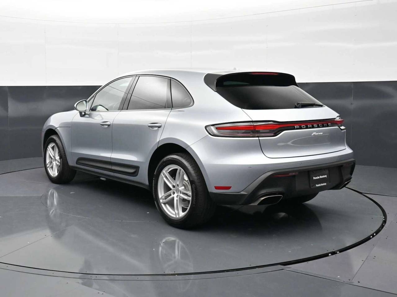 صورة 3 لـ 2025 Porsche MACAN