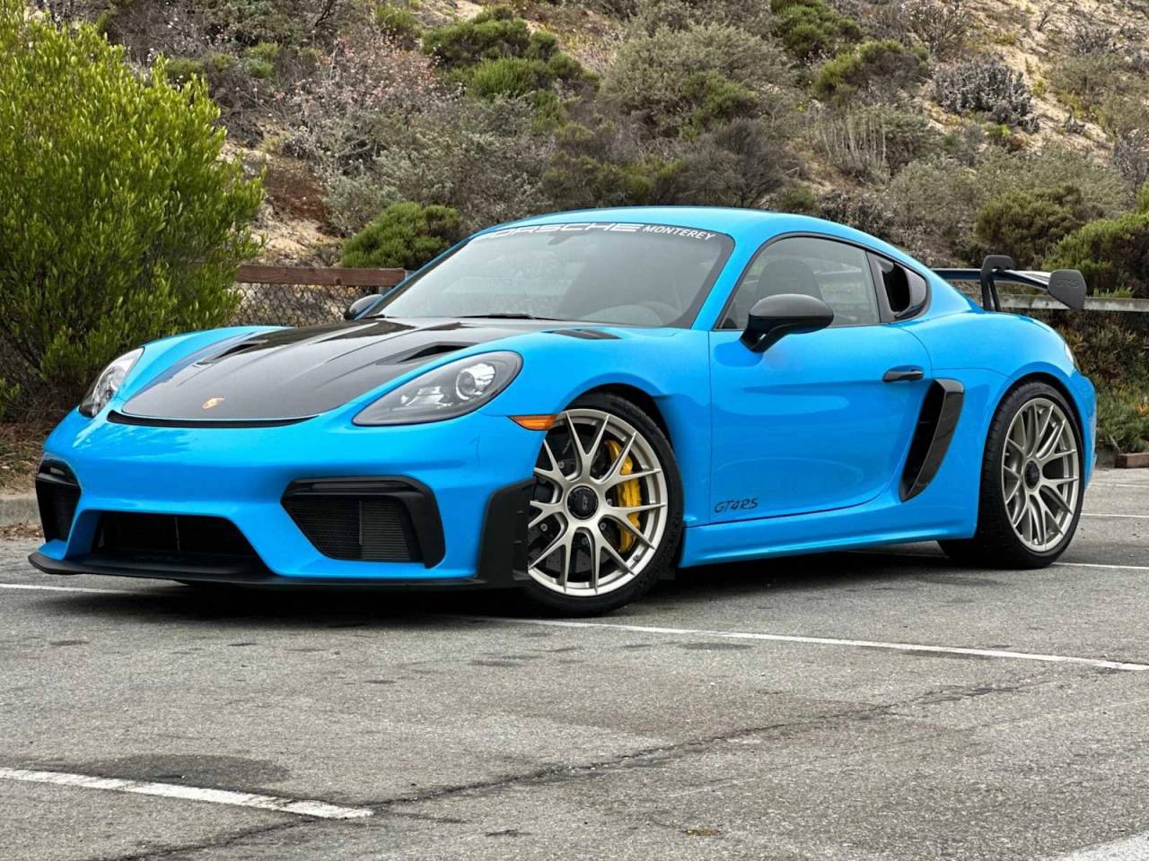 2023 Porsche 718 Cayman