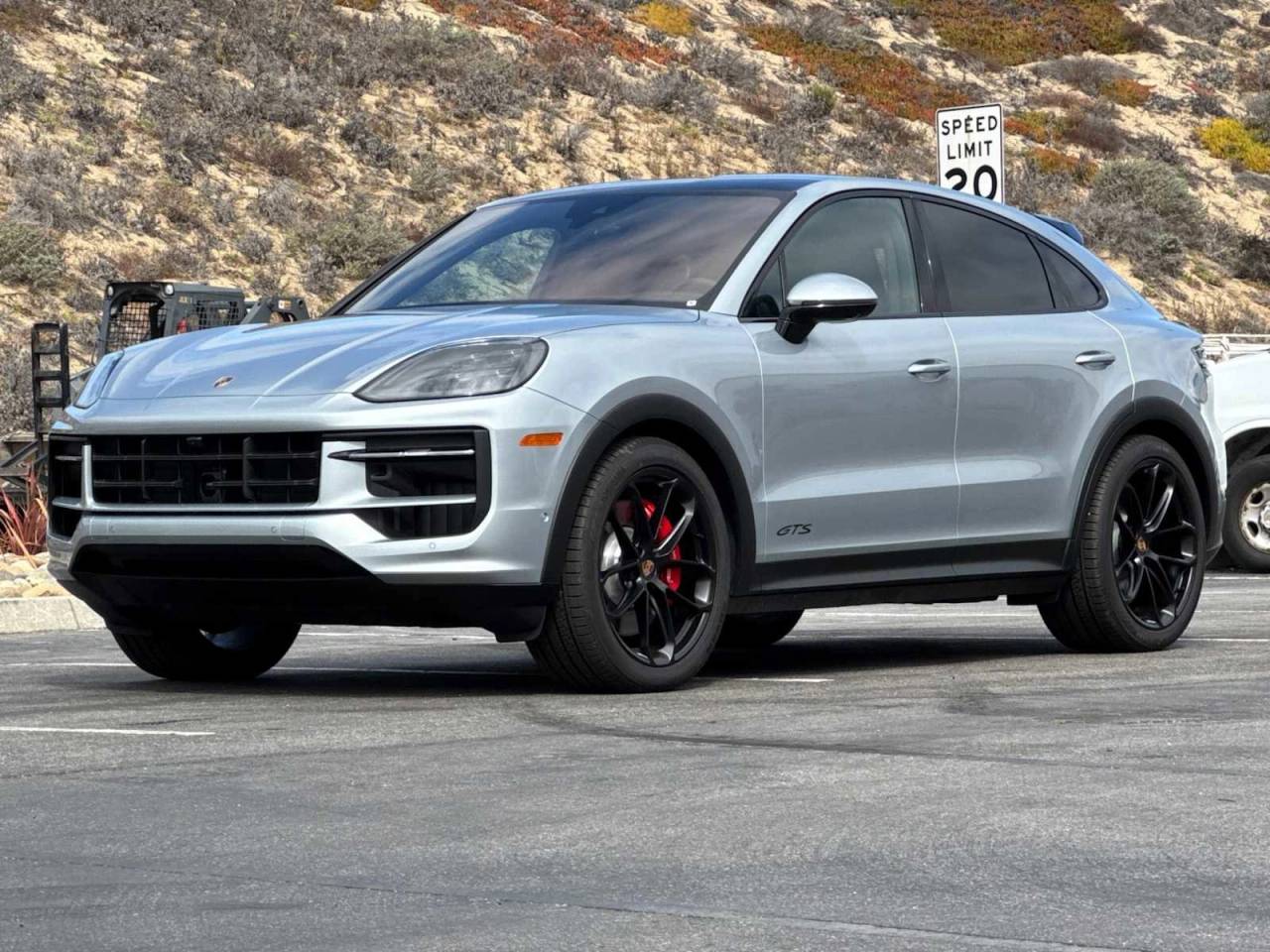PORSCHE CAYENNE - 1