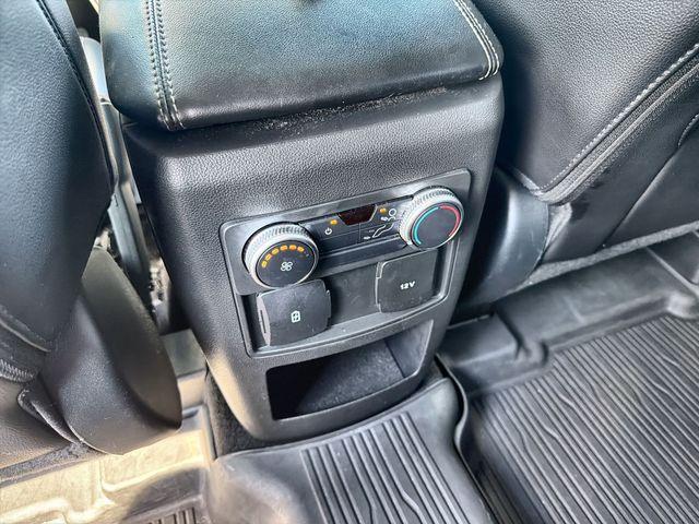 صورة مصغرة 29 لـ 2021 FORD EXPLORER XLT