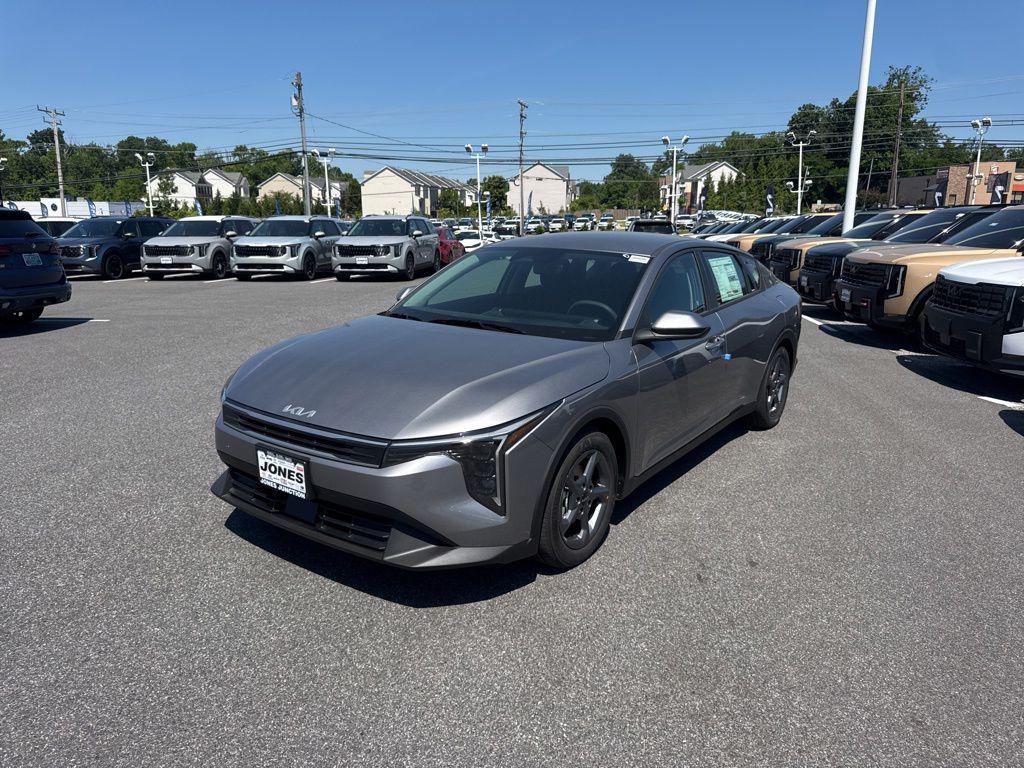 New 2026 Kia K4 LXS