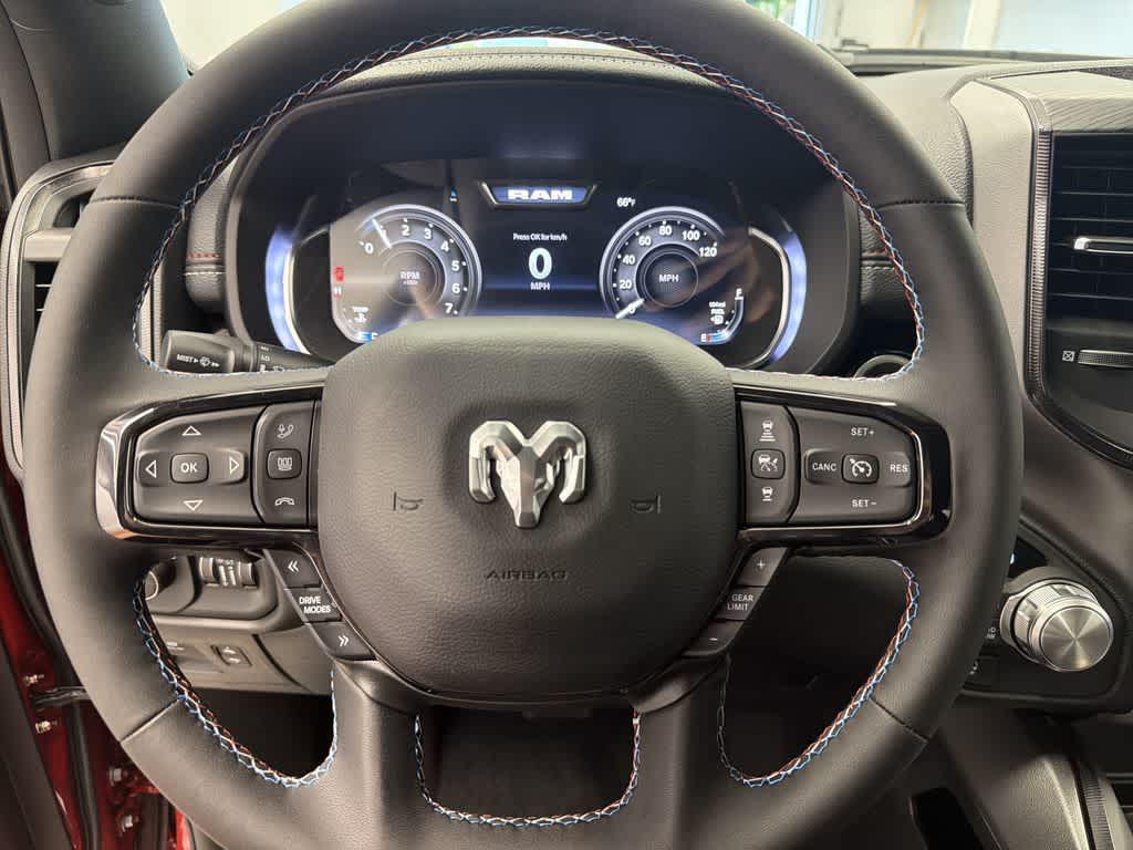 صورة مصغرة 32 لـ 2026 RAM 1500 LARAMIE