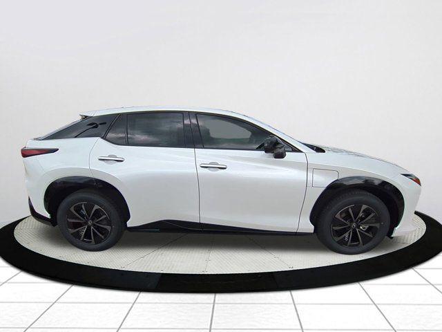 صورة 3 لـ 2026 Lexus RZ 350E PREMIUM
