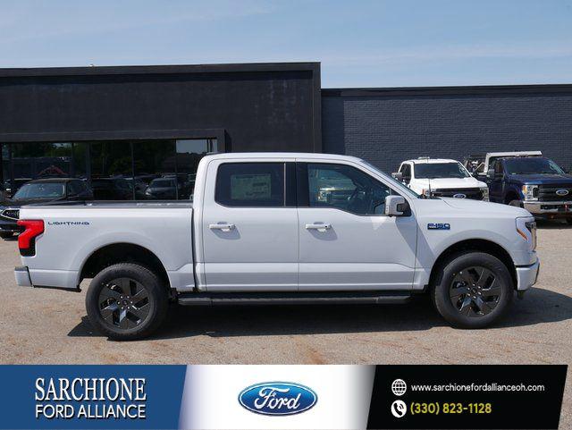 New 2025 Ford F-150 Lightning LARIAT