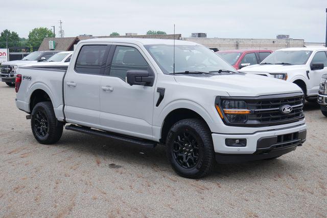 صورة 7 لـ 2024 FORD F-150 XLT
