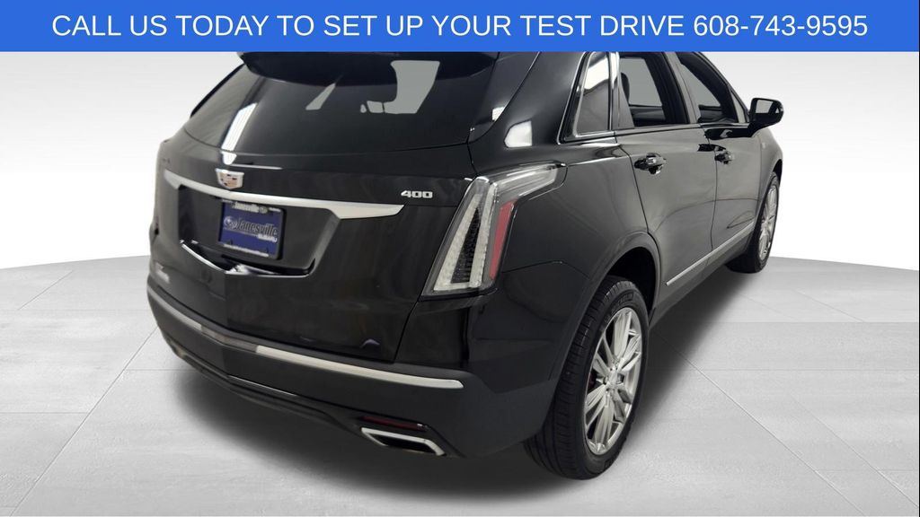 2022 Cadillac XT5 SPORT — фото 3