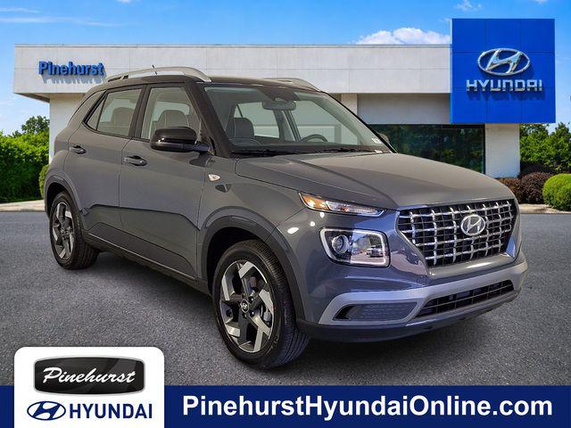 New 2026 Hyundai VENUE SEL w/Two-Tone Roof