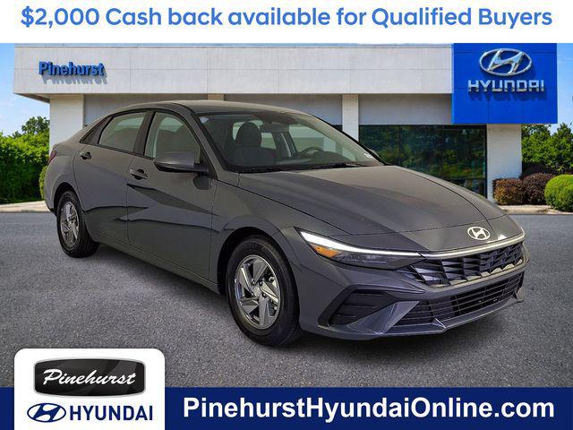 New 2026 Hyundai ELANTRA SE