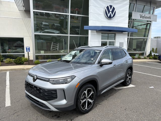 New 2026 Volkswagen Tiguan SE