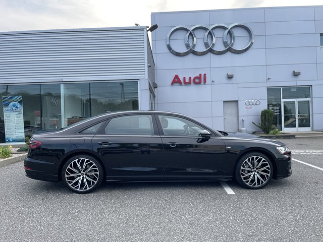 صورة 3 لـ 2023 AUDI A8 4DR L QTRO 55 TFS