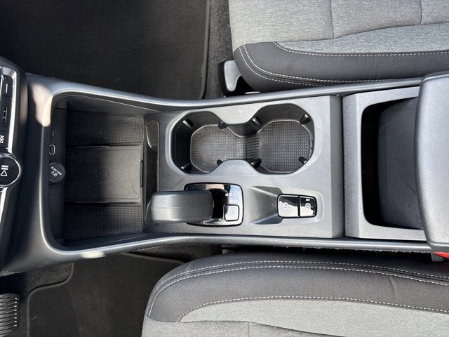 2025 Volvo XC40 CORE BRIGHT THEME — фото 8