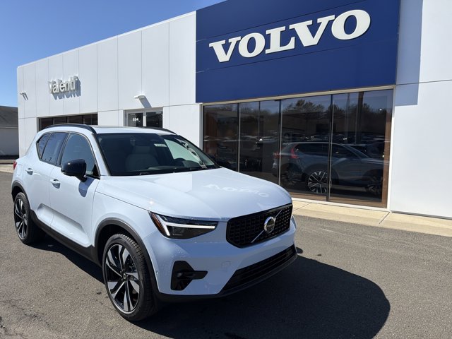 New 2026 Volvo XC40 Plus