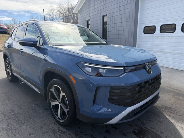New 2026 Volkswagen Tiguan SE