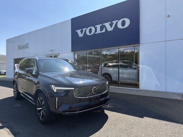 New 2026 Volvo XC90 Core