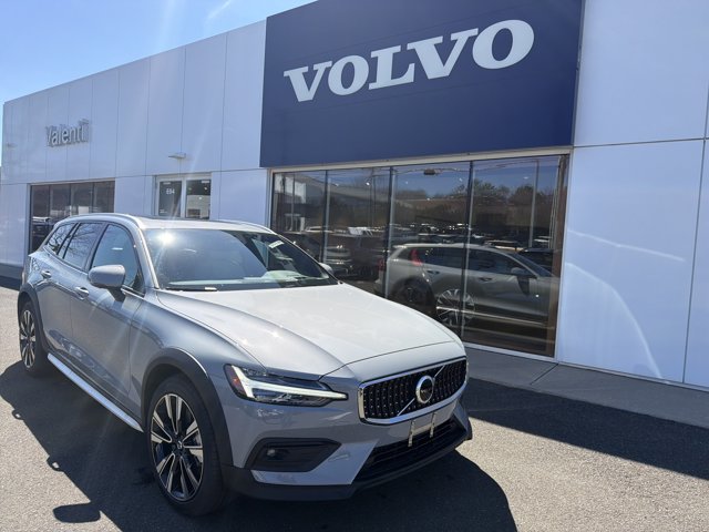 New 2026 Volvo V60 Cross Country Ultra