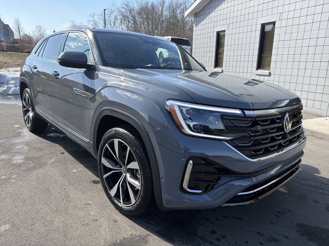 New 2026 Volkswagen Atlas Cross Sport 2.0T SEL Premium R-Line