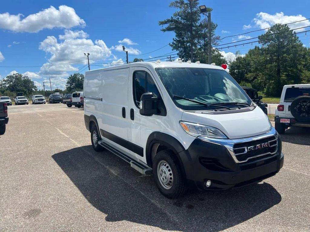 2025 RAM PROMASTER 2500 TRADESMAN — фото 5