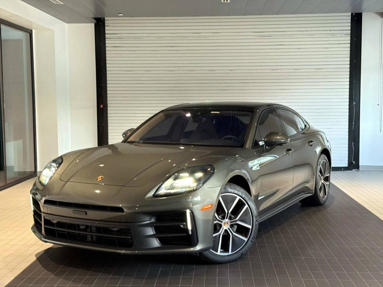 2025 Porsche Panamera