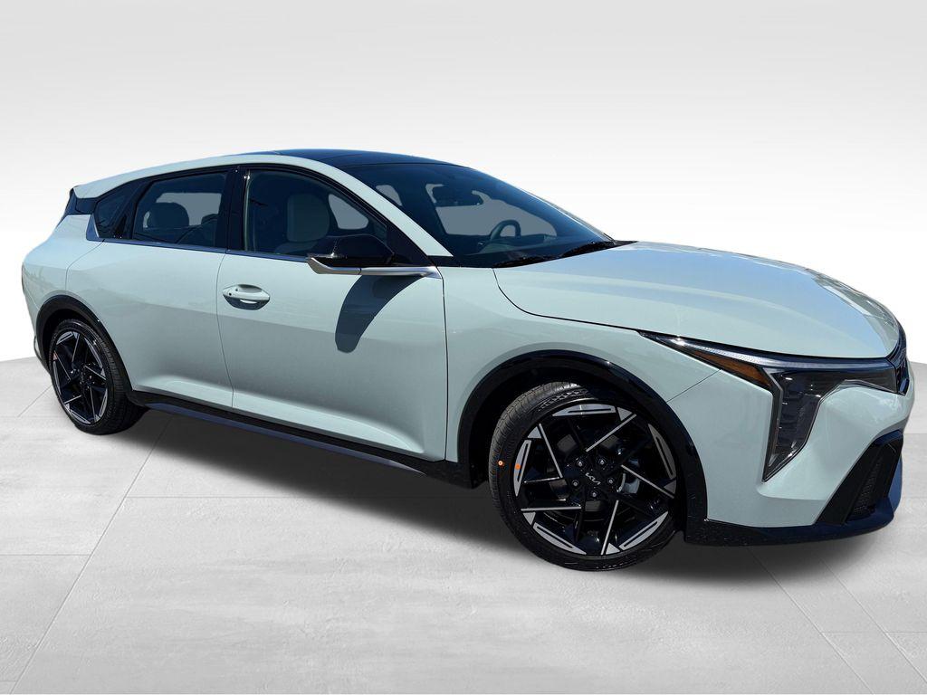 New 2026 Kia K4 GT-Line