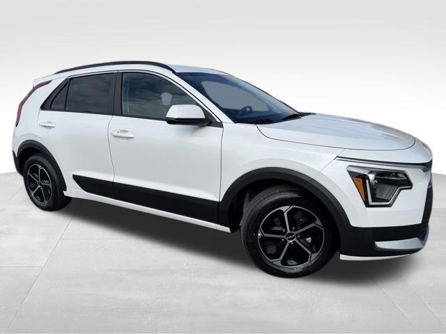 New 2026 Kia Niro LX