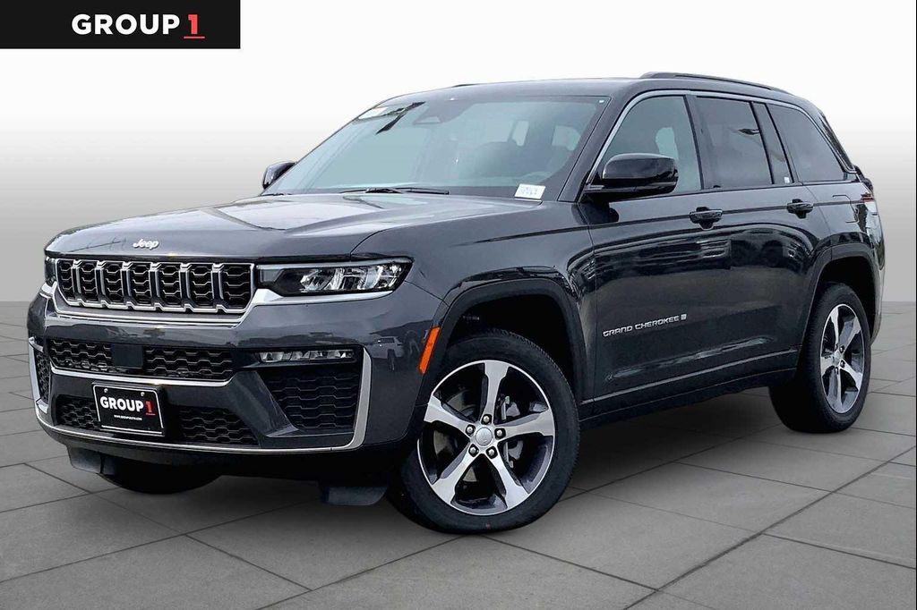 New 2026 Jeep Grand Cherokee Limited