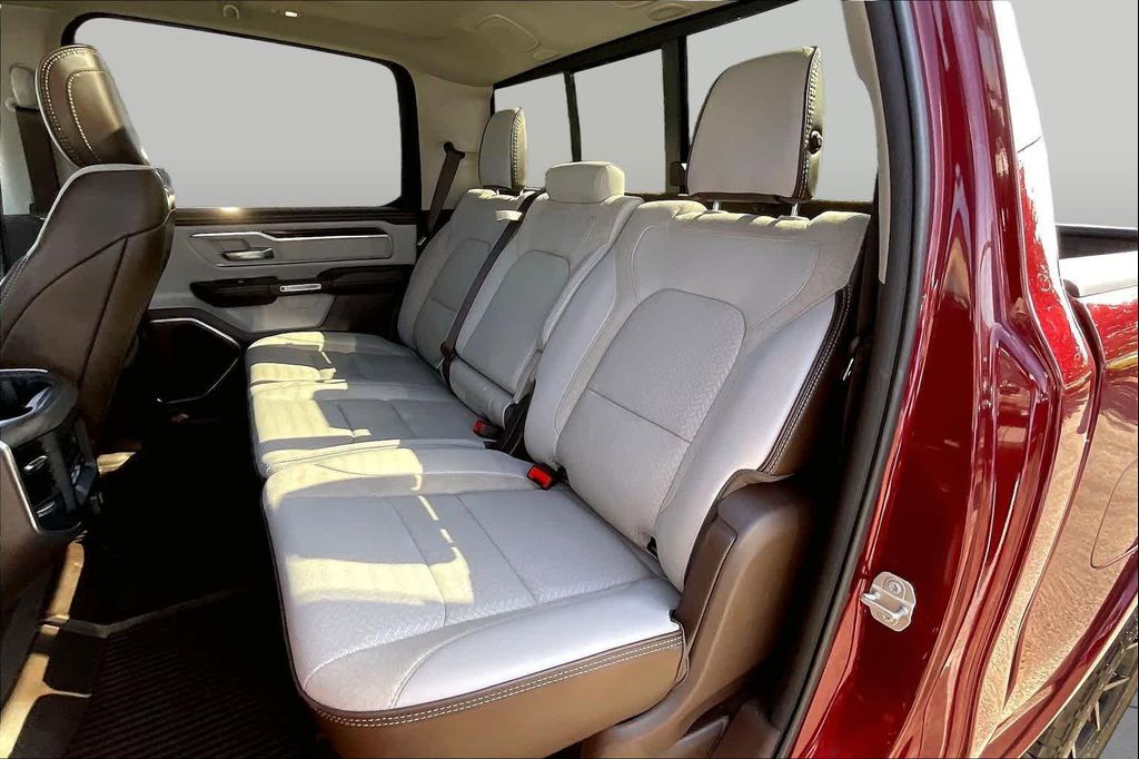 2025 RAM 1500 LARAMIE — миниатюра 19