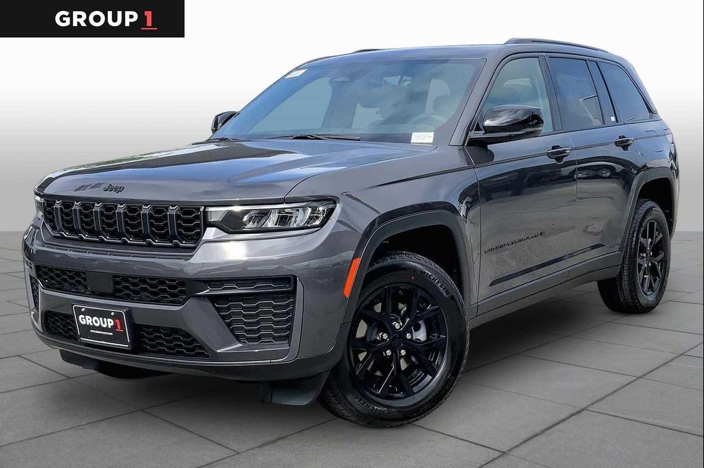 New 2026 Jeep Grand Cherokee Altitude