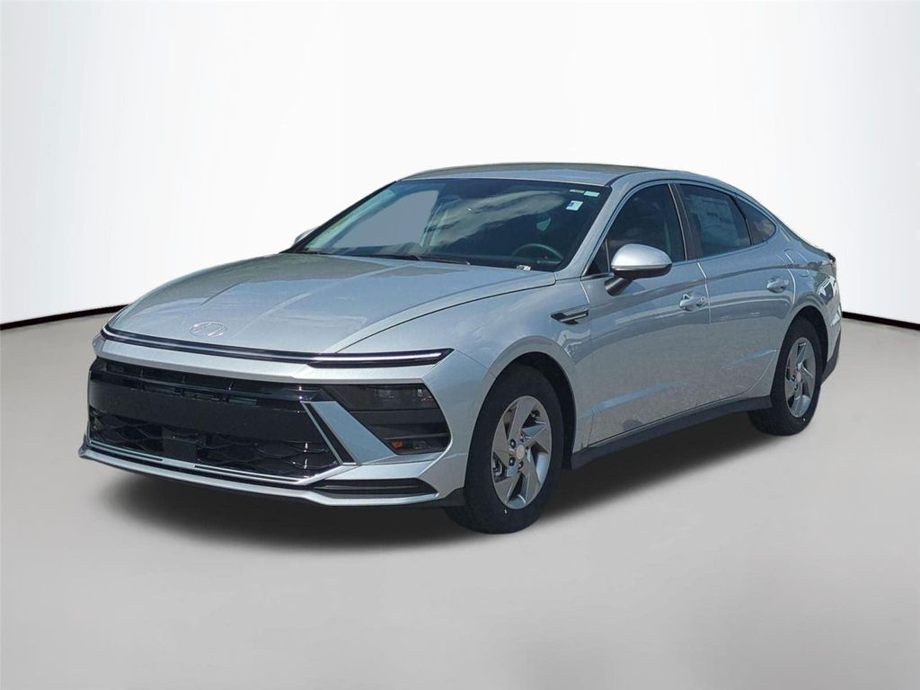 New 2026 Hyundai SONATA SE