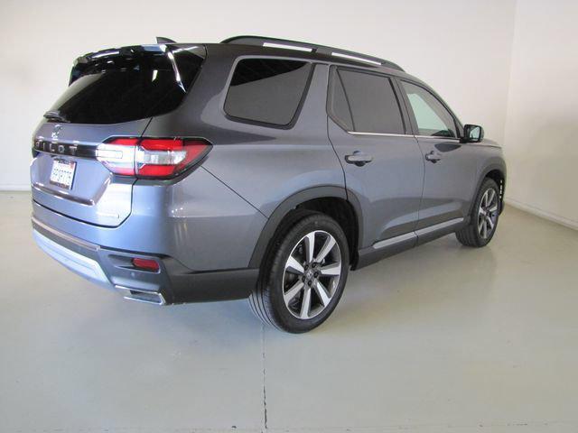 2025 Honda PILOT TOURING 8-PASSENGER — миниатюра 25
