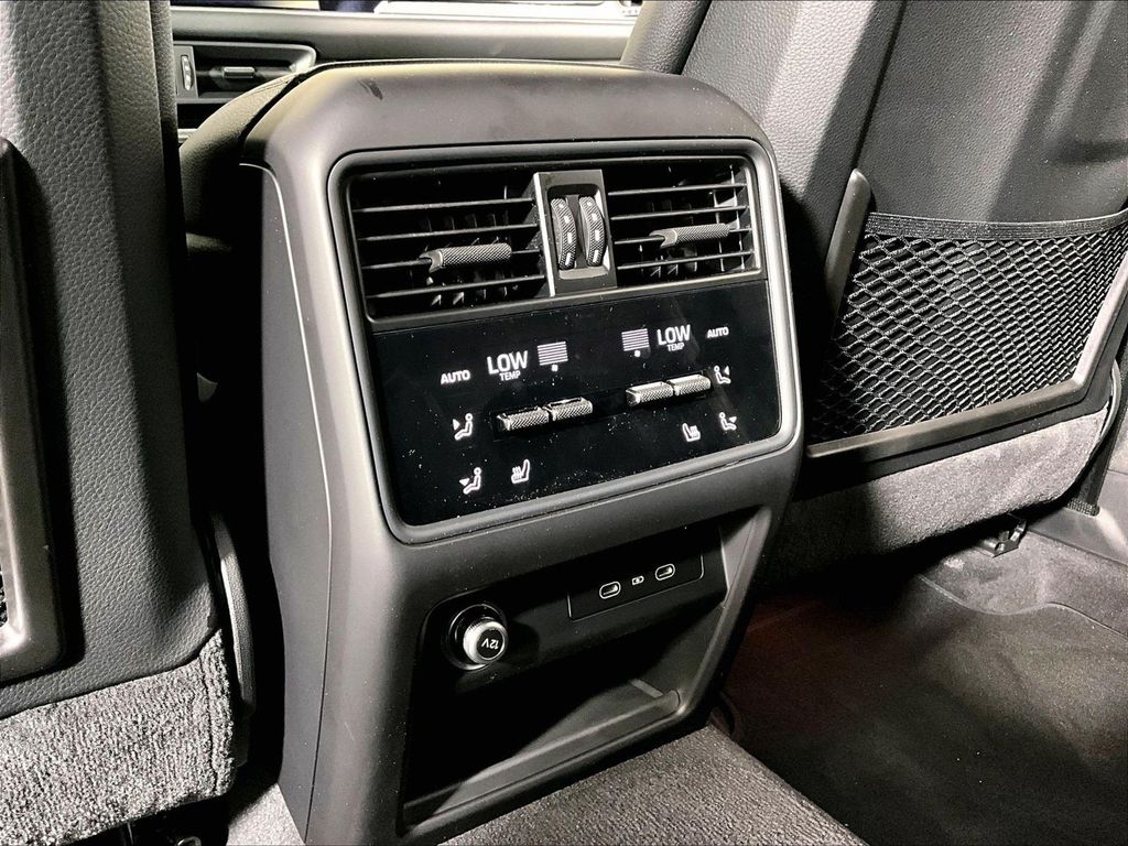 2026 Porsche CAYENNE 缩略图 18
