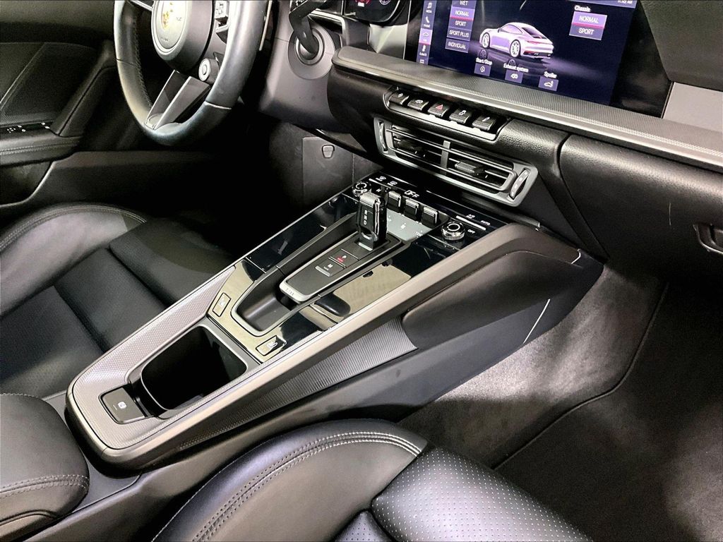 صورة مصغرة 16 لـ 2020 Porsche 911 CARRERA