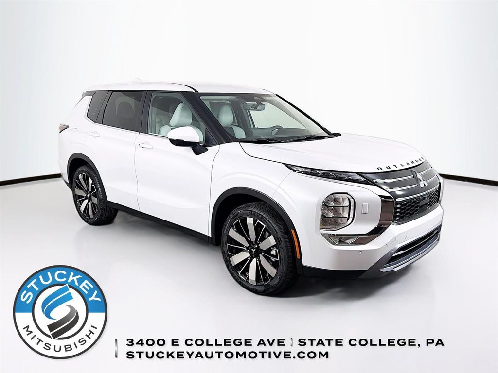 New 2026 Mitsubishi Outlander SE S-AWC