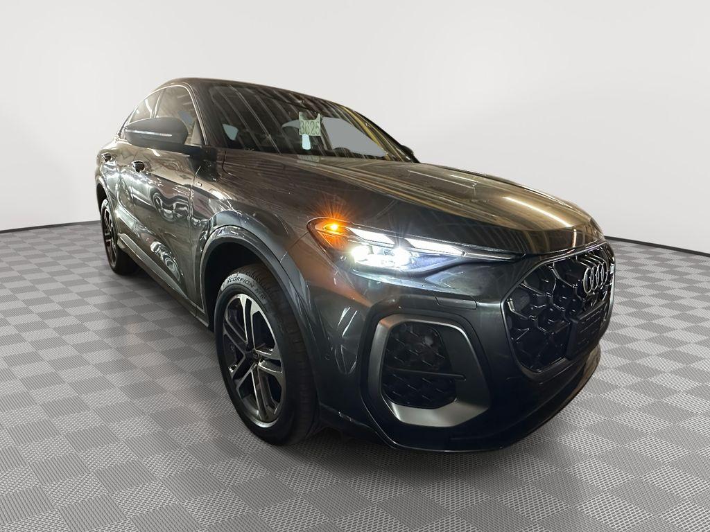 New 2025 Audi Q5 Sportback 2.0T Premium