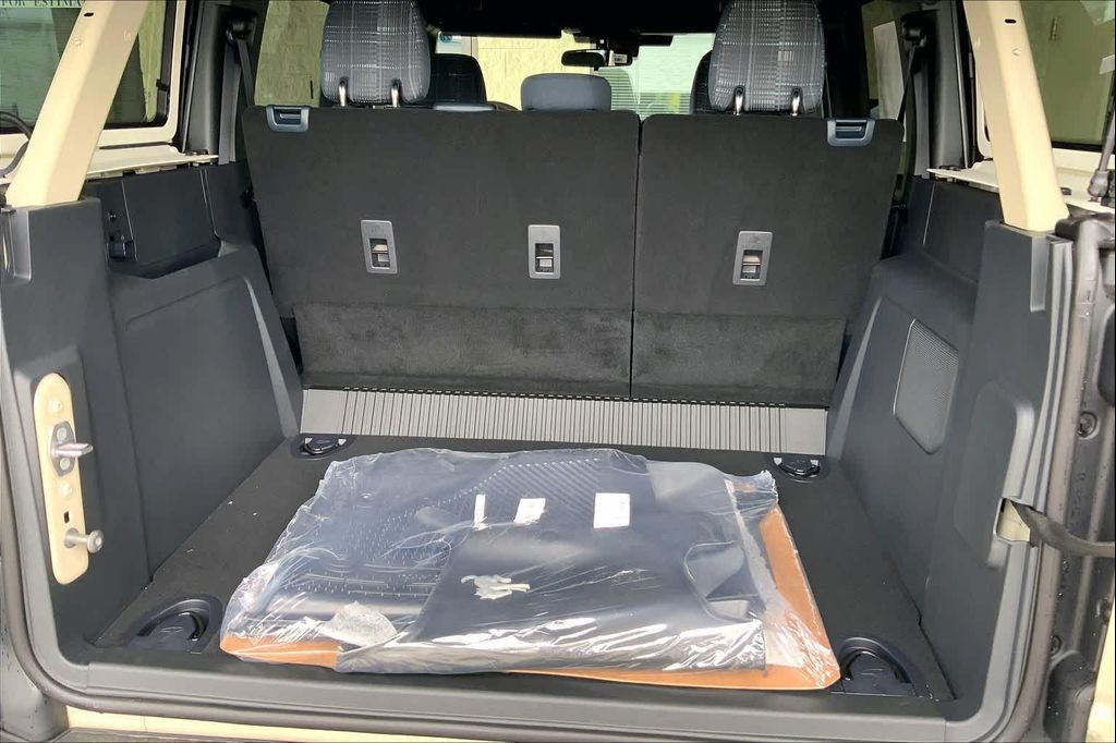 صورة مصغرة 18 لـ 2026 FORD BRONCO HERITAGE EDITION