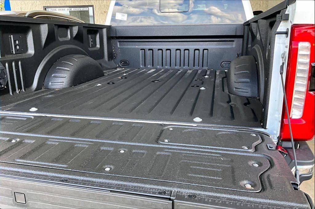 صورة مصغرة 18 لـ 2026 FORD F-250 KING RANCH