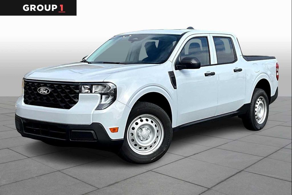New 2025 Ford Maverick XL