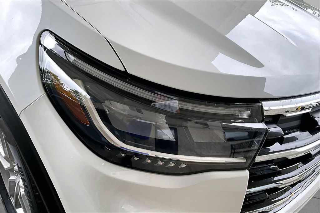 2026 FORD EXPLORER ACTIVE 缩略图 13