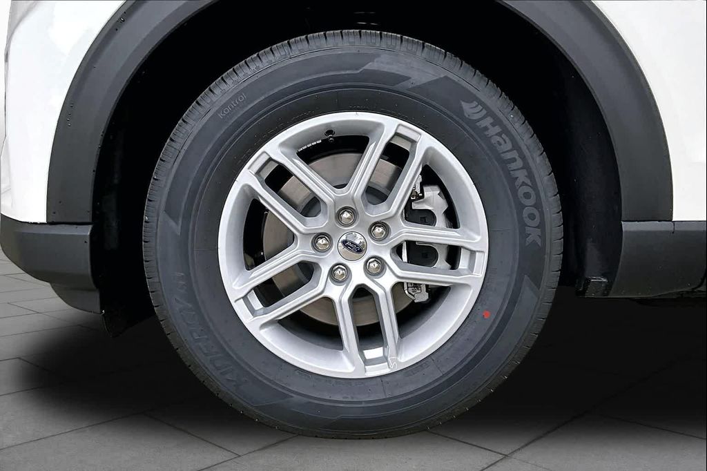 2026 FORD EXPLORER ACTIVE 缩略图 12