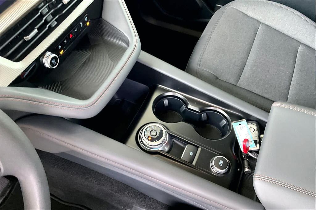 2026 FORD EXPLORER ACTIVE 照片 8
