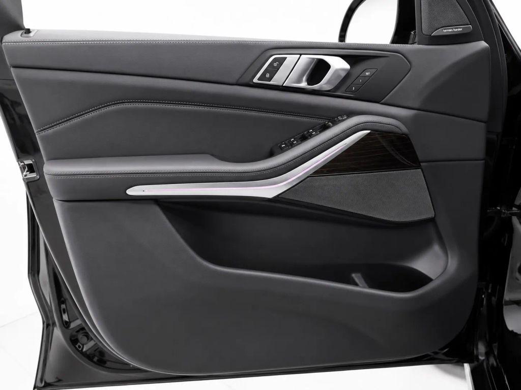 صورة مصغرة 23 لـ 2024 BMW X5 XDRIVE40I