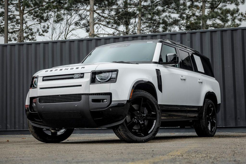 New 2026 Land Rover Defender P400 X-Dynamic SE