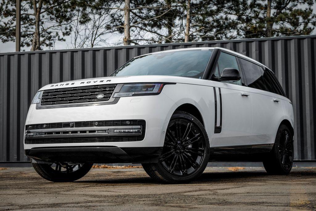 New 2026 Land Rover Range Rover P400 SE 7 Seat