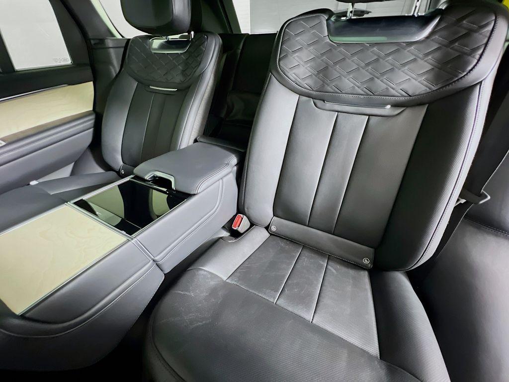 2023 LAND Rover RANGE ROVER SV — миниатюра 26
